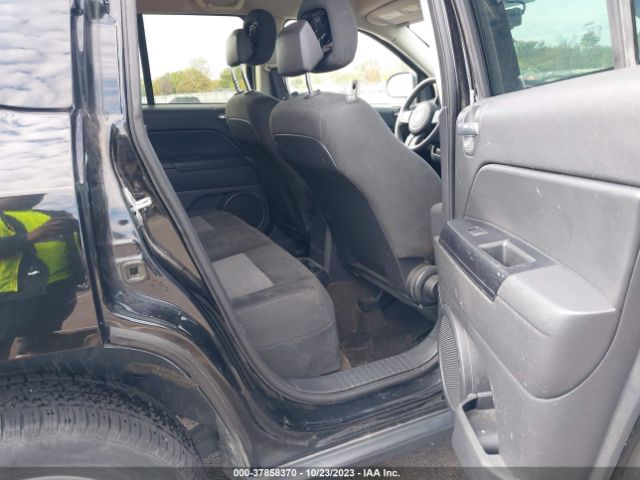 1C4NJCBA0GD568892 Jeep Compass Sport