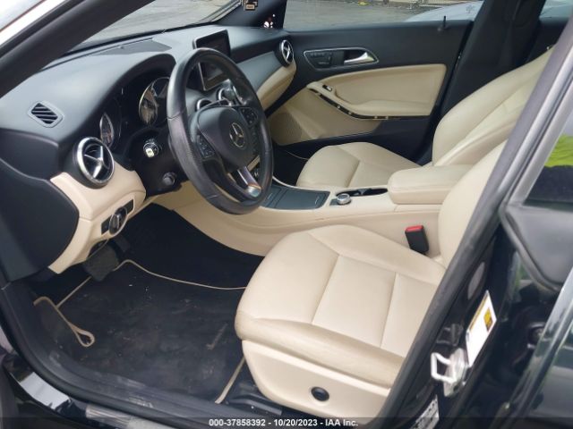 WDDSJ4GB1FN173628 Mercedes-Benz CLA 250