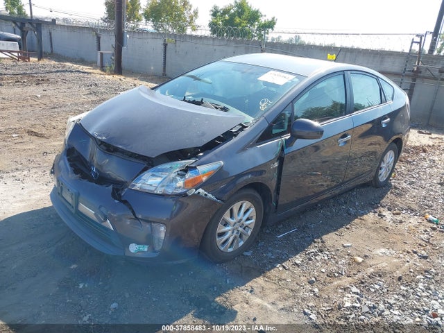 Toyota PRIUS PLUG-IN 2014 JTDKN3DP0E3057694 Image 2
