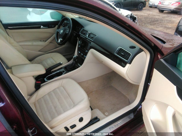 1VWCN7A3XEC100805 Volkswagen Passat Tdi Sel Premium
