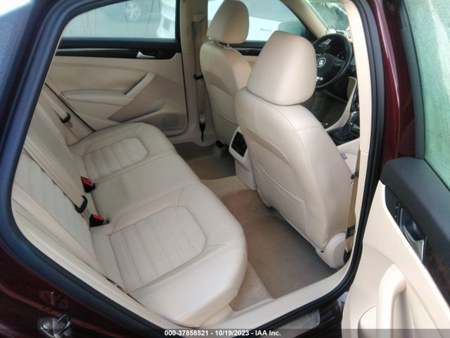 1VWCN7A3XEC100805 Volkswagen Passat Tdi Sel Premium