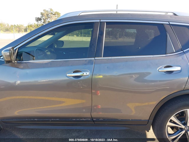 2019 NISSAN ROGUE SV VIN: JN8AT2MT4KW256674