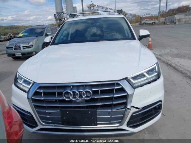 WA1CNAFY8K2049501 Audi Q5 45 Premium
