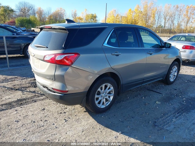 Chevrolet EQUINOX LT 2018 3GNAXSEV8JS646050 Image 4