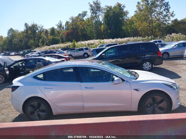 Tesla Model 3 Range Battery 2018 5YJ3E1EAXJF056360 Image 14