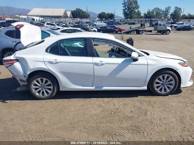 2020 TOYOTA CAMRY LE VIN: 4T1C11AK3LU506494