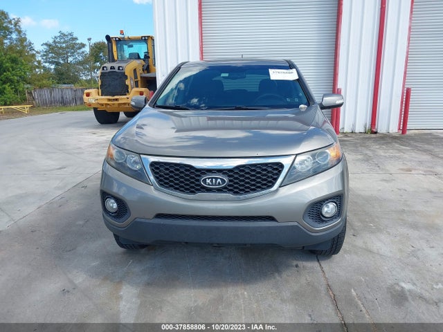 2013 KIA SORENTO LX VIN: 5XYKT4A18DG416229