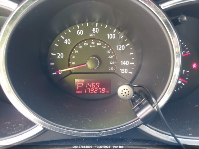 2013 KIA SORENTO LX VIN: 5XYKT4A18DG416229