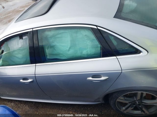 WAUENAF43JA078675 Audi A4 Premium Plus