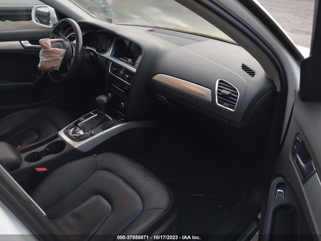 WAUBFAFL4GN014055 Audi A4 PREMIUM