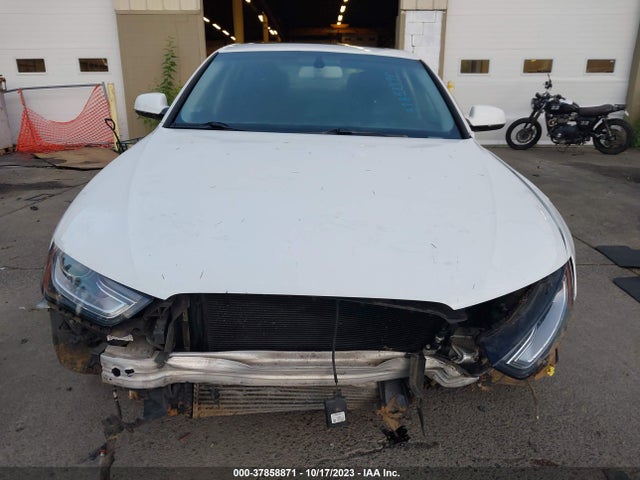 WAUBFAFL4GN014055 Audi A4 PREMIUM