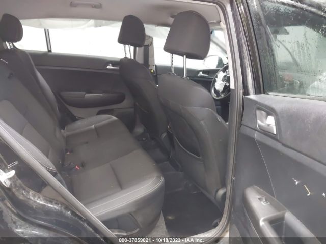 KNDPMCAC2K7613356 KIA Sportage Lx