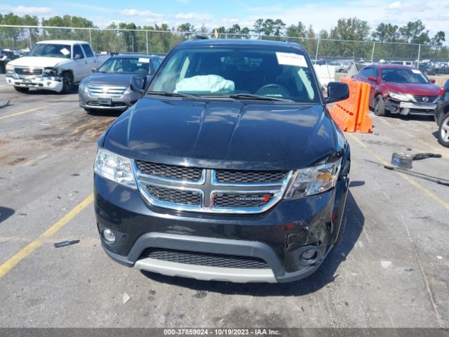 3C4PDCBGXKT815682 Dodge JOURNEY SE