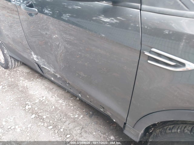 Ford ESCAPE SE 2018 1FMCU9GDXJUA74191 Image 6