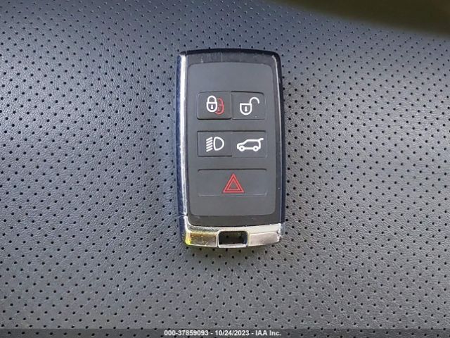 2021 JAGUAR F-PACE SADCJ2EX3MA686468 Photo 10