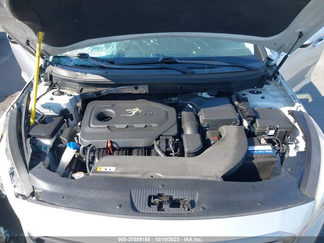 2016 HYUNDAI SONATA 2.4L SE VIN: 5NPE24AF9GH267693