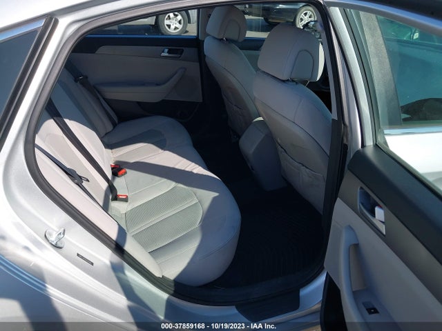 2016 HYUNDAI SONATA 2.4L SE VIN: 5NPE24AF9GH267693