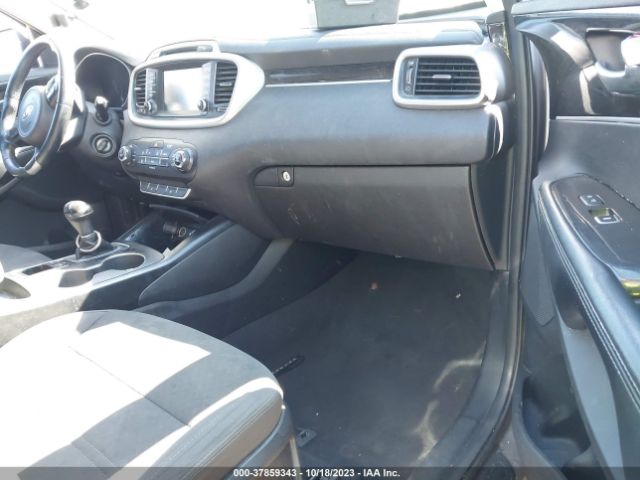 5XYPG4A53HG227362 KIA Sorento Lx V6
