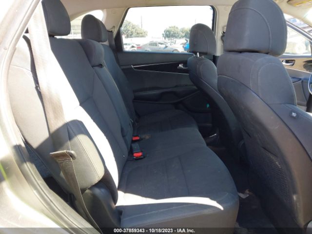 5XYPG4A53HG227362 KIA Sorento Lx V6