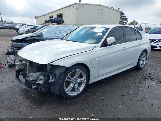 BMW 330e Iperformance 2017 WBA8E1C55HK479840 Image 2