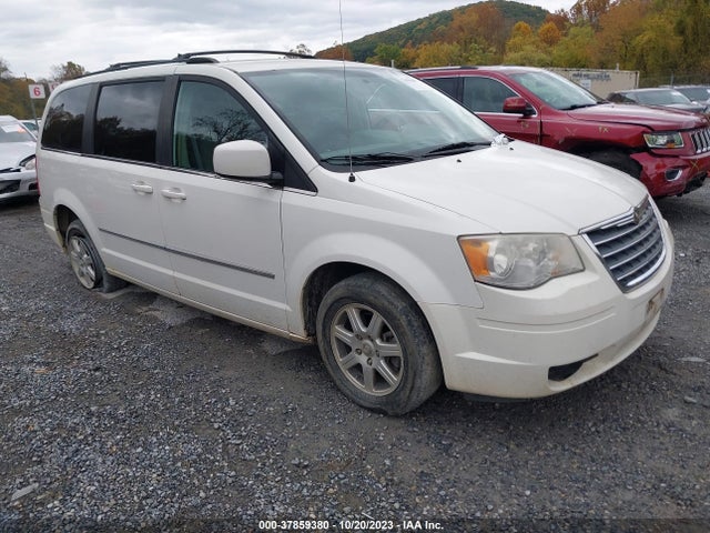 2010 CHRYSLER TOWN & COUNTRY 2A4RR5D16AR278772 Photo 0