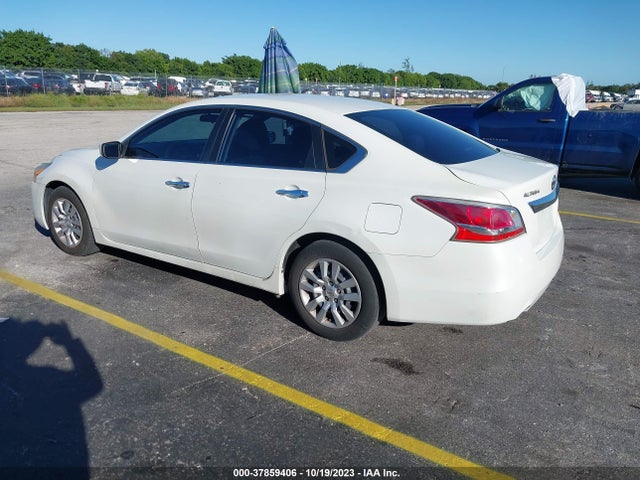 2015 NISSAN ALTIMA 2.5 SL/2.5 SV/2.5/2.5 S VIN: 1N4AL3AP3FN310573