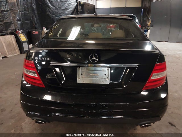 Продажа на аукционе авто 2012 Mercedes-benz C-class C 300, vin: WDDGF8BB6CA684440, номер лота: 37859474