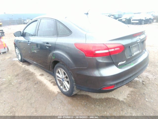 Ford FOCUS SE 2017 1FADP3F28HL345364 Image 3