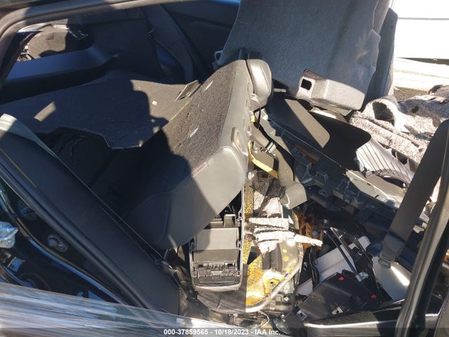 Toyota Prius L 2021 JTDKAMFU4M3136417 Image 8