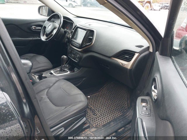 2015 JEEP CHEROKEE LATITUDE VIN: 1C4PJMCS9FW685833