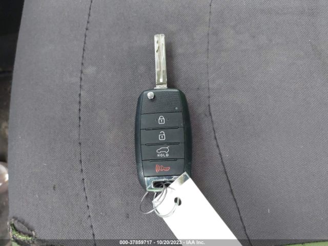 KNDJN2A23K7916313 KIA Soul Base
