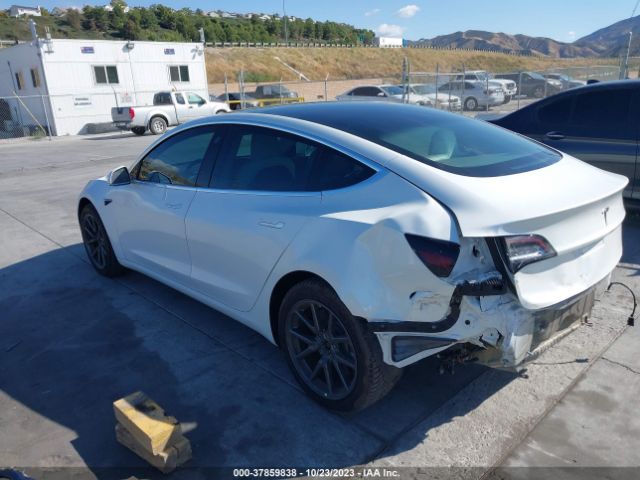 5YJ3E1EAXLF720885 Tesla Model 3 Standard Range