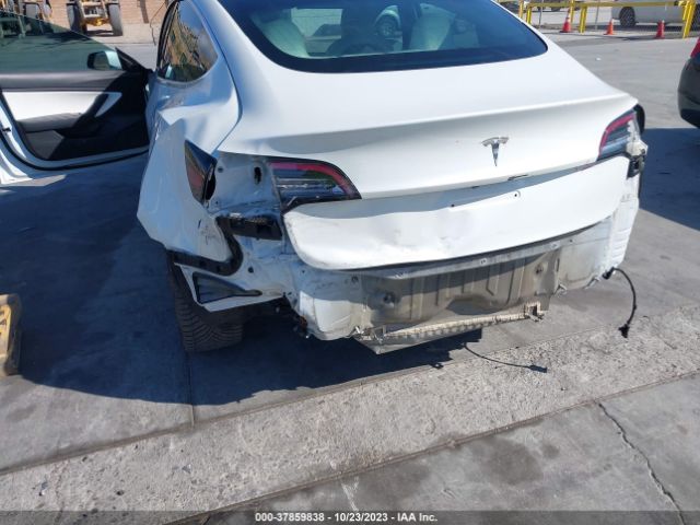 5YJ3E1EAXLF720885 Tesla Model 3 Standard Range
