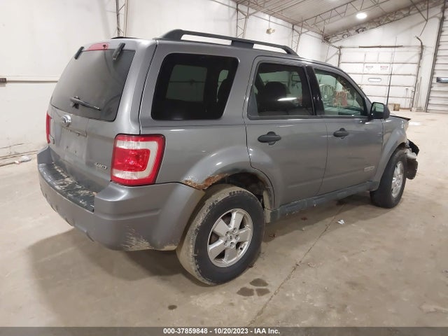 2008 FORD ESCAPE XLT VIN: 1FMCU93198KB25813