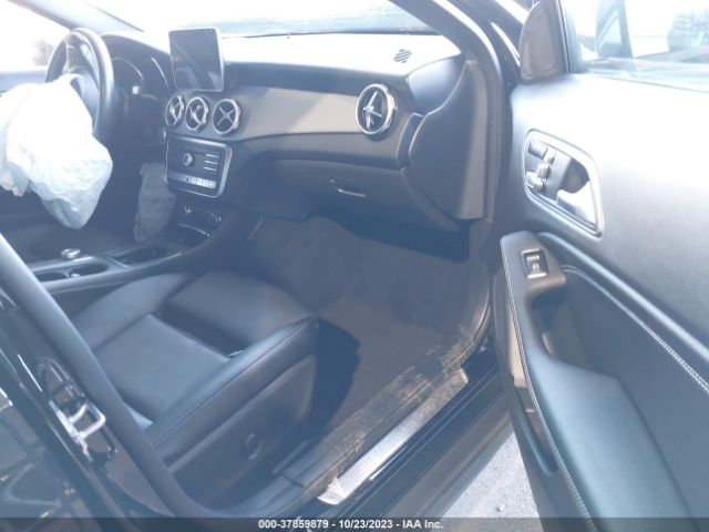 WDCTG4GB8LU025033 Mercedes-Benz Gla Gla 250
