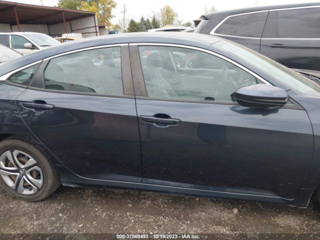19XFC2F55HE014706 Honda Civic Sedan Lx