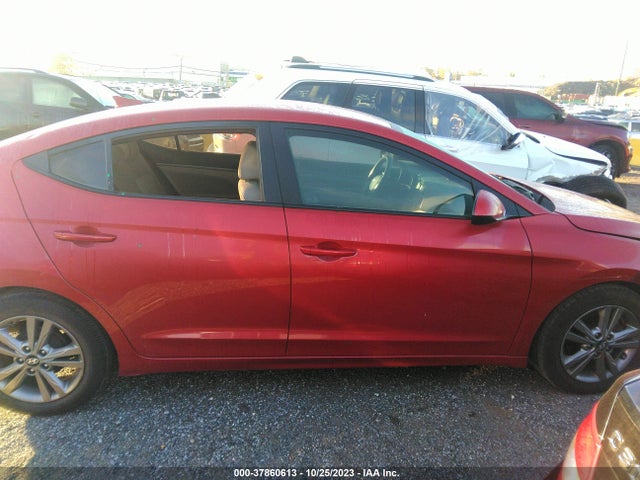 2017 HYUNDAI ELANTRA SE VIN: 5NPD84LF0HH116427