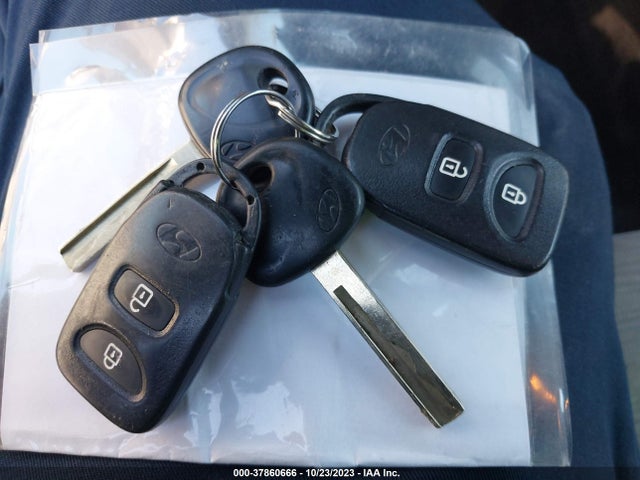 Hyundai Accent Value Edition 2017 KMHCT4AE7HU356550 Image 11