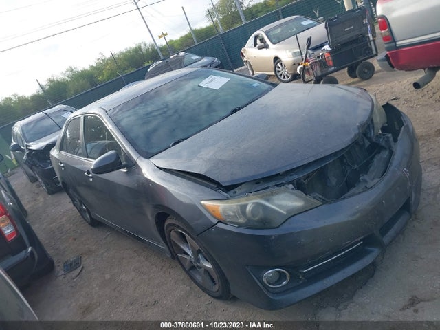 2014 TOYOTA CAMRY SE V6 VIN: 4T1BK1FK2EU024121
