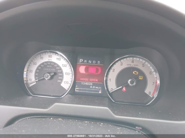 2010 JAGUAR XF SAJWA0GB9ALR49238 Photo 6