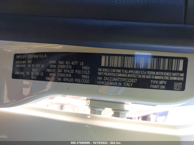 ZACCJAAT7FPC22627 Jeep Renegade Sport