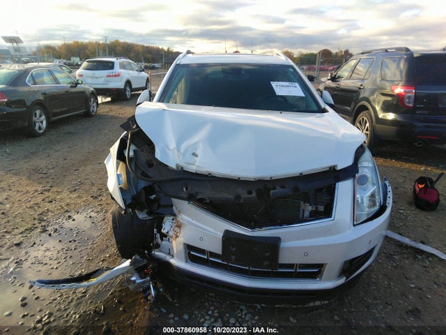 3GYFNEE34GS535714 Cadillac Srx Luxury Collection