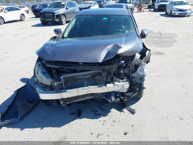 19XFC2F57GE030520 Honda Civic Sedan Lx