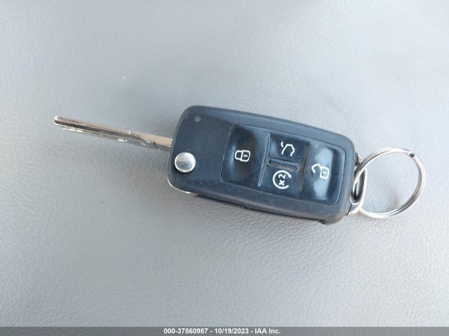 1VWCN7A31EC027081 Volkswagen Passat Tdi Sel Premium