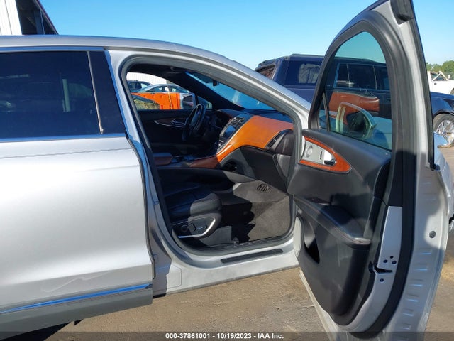 2LMPJ7JR7HBL38541 Lincoln Mkx Black Label