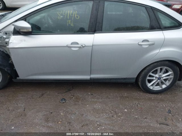 1FADP3F27GL255279 Ford FOCUS SE