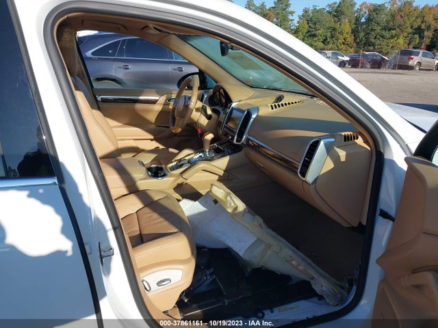 2013 PORSCHE CAYENNE WP1AA2A29DLA12938 Photo 4