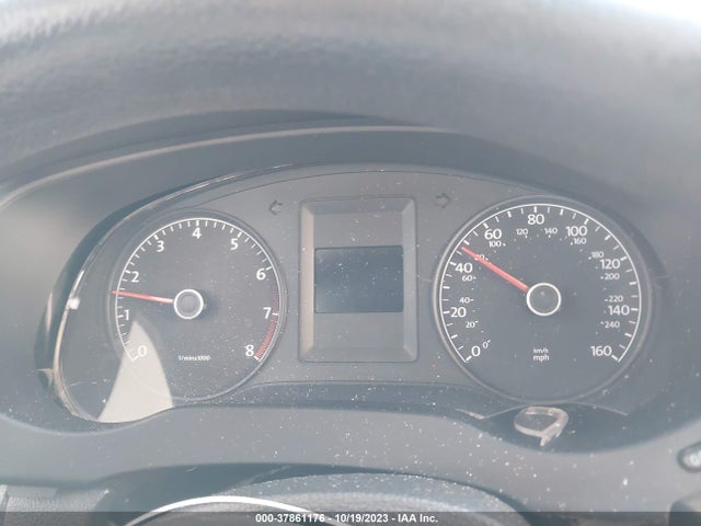 3VW2K7AJ0EM375973 Volkswagen Jetta Sedan S