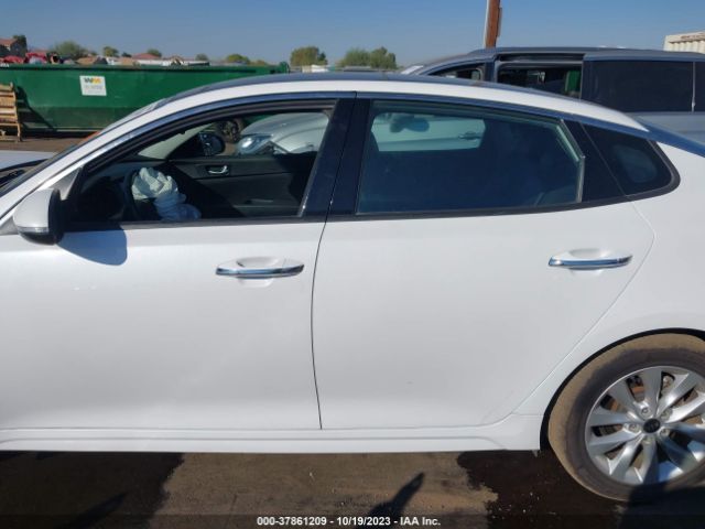 5XXGT4L36JG245663 KIA Optima S