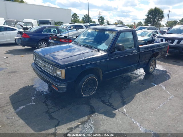 1982 CHEVROLET S TRUCK S10 VIN: 1GCBS14B9C2126323